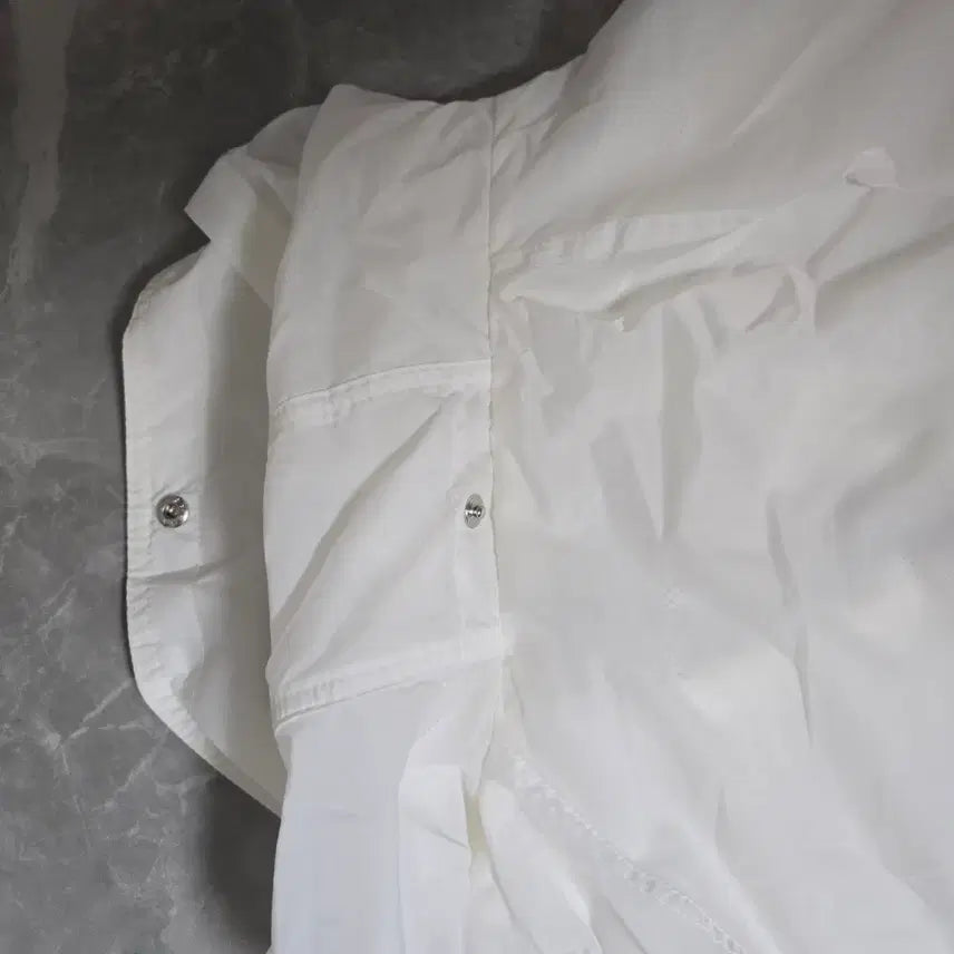 [SOLD OUT] 나이키 화이트 바람막이 하프집업