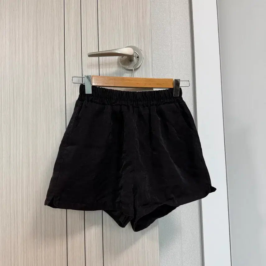 [BUNJANG] Black Bending Shorts / [옷장정리]블랙 밴딩 반바지