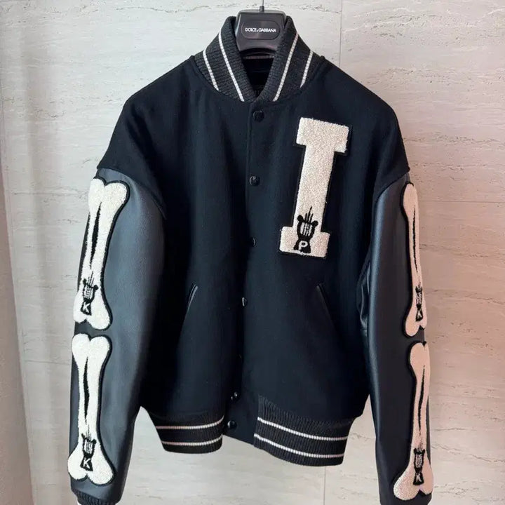 [BUNJANG] Capital Varsity Jacket - Black / 캐피탈 본 바시티 블랙 [1]