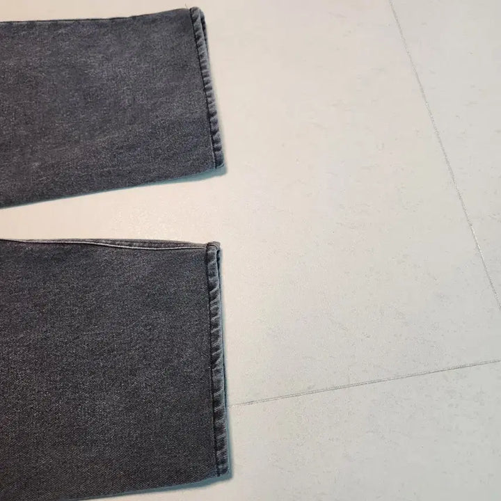 [BUNJANG] Unaffected Washed Denim Wide Pants / 언어펙티드 워싱 데님 와이드 팬츠