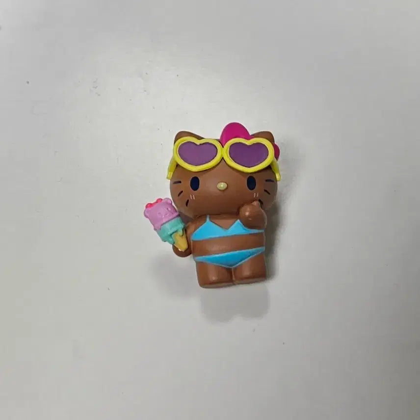 [BUNJANG] Sanrio Moodful Gacha Tanning Kitty / 산리오 모두풀 가챠 태닝키티 판매합니다!