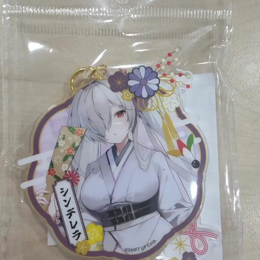 [SOLD OUT] 니케 굿즈 아크릴키홀더 신데렐라