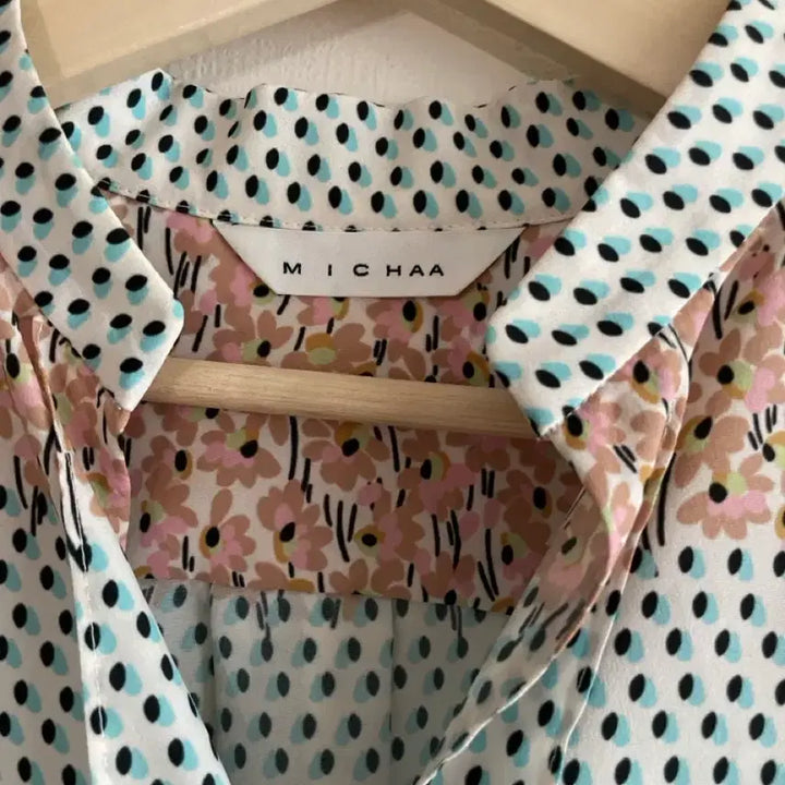 [SOLD OUT] (새상품급)미샤 블라우스