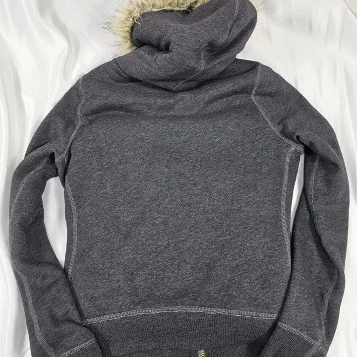 [BUNJANG] Abercrombie Wolfjo Hoodie / 아베크롬비울프죠