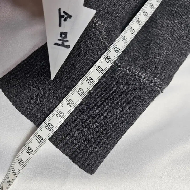 [BUNJANG] Abercrombie Wolfjo Hoodie / 아베크롬비울프죠