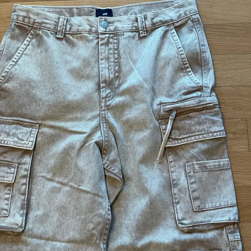 [BUNJANG] H&amp;M Beige Loose Cargo Pants / H&amp;M 베이지 루즈 카고 팬츠