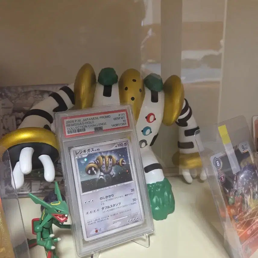 [BUNJANG] Regigigas Figure / 레지기가스 피규어 (단종 상품)