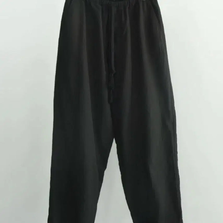[SOLD OUT] [1] 코모리 26SS 블랙 드릴 테이퍼드 팬츠 새상품