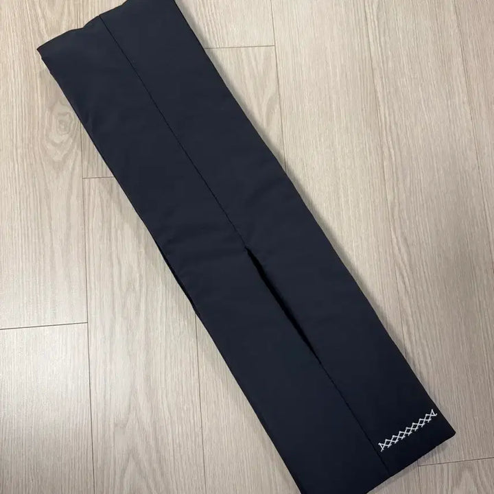 [BUNJANG] JUNE A04 Padded Muffler / 준느 A04 패디드 머플러