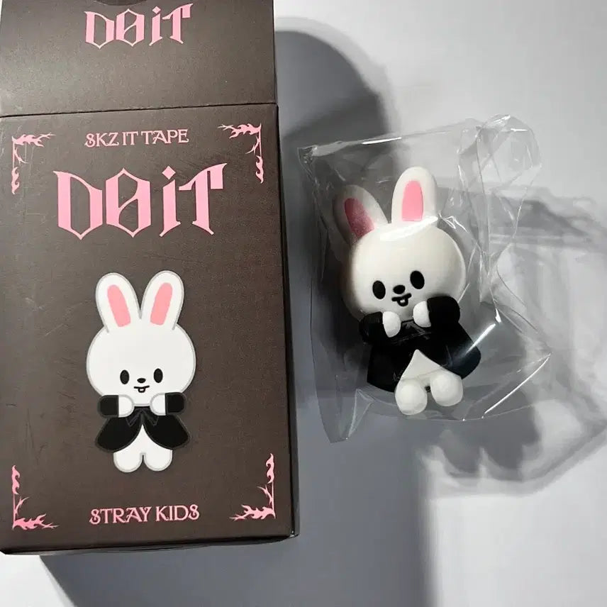 [SOLD OUT] 스키즈 스키주 히퍼 리빗 리노 스트레이키즈