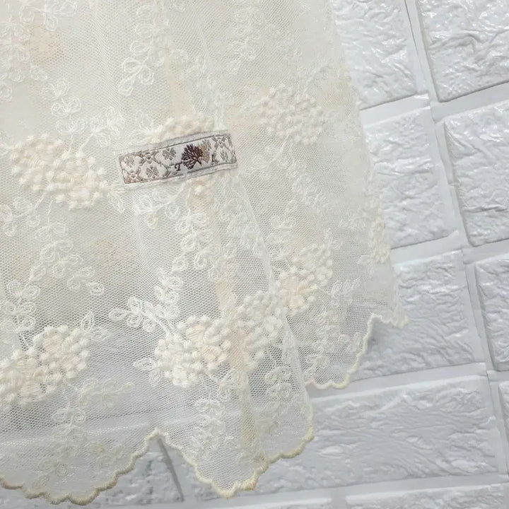 [SOLD OUT] [26-27]써스데이아일랜드 밴딩 레이스 스커트