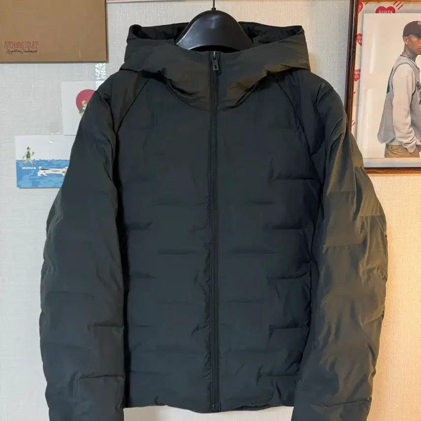 [BUNJANG] Uniqlo Pufftech Lightweight Padded Jacket Dark Green / [S]유니클로 퍼프테크 경량패딩 다크그린
