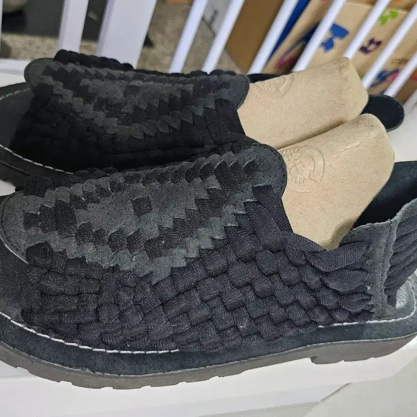 [BUNJANG] Chubasco Sandals (260) / 츄바스코 샌들 (260)