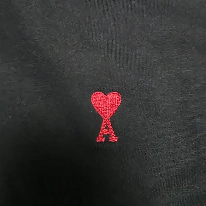 [BUNJANG] AMi Small Heart Black Hoodie L / 아미 스몰 하트 블랙 후드티 L 정품