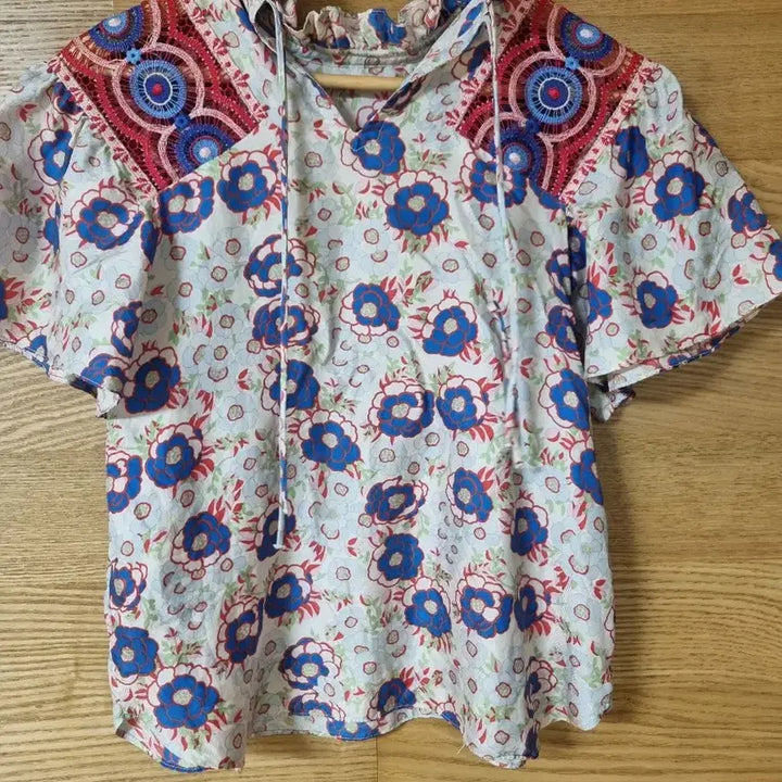 [SOLD OUT] 산드로 실크블라우스