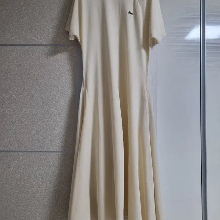 [SOLD OUT] 라코스테 사선 원피스