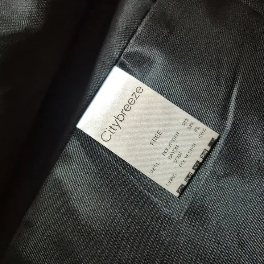 [SOLD OUT] 시티브리즈 블랙 절개 자켓 F