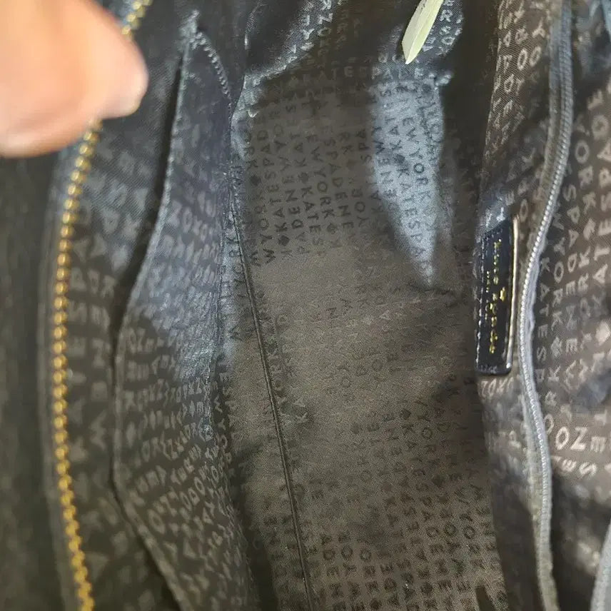 [BUNJANG] Kate Spade Black Leather Tote Bag / 케이트 스페이드 블랙 가죽 토트백