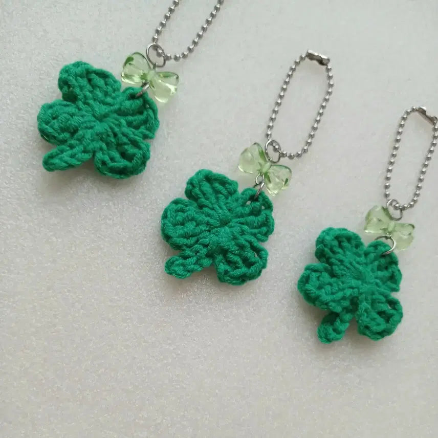[BUNJANG] Handmade Knitted Four-Leaf Clover Keyring Bundle Set / 뜨개 네잎클로버 키링 3개 일괄