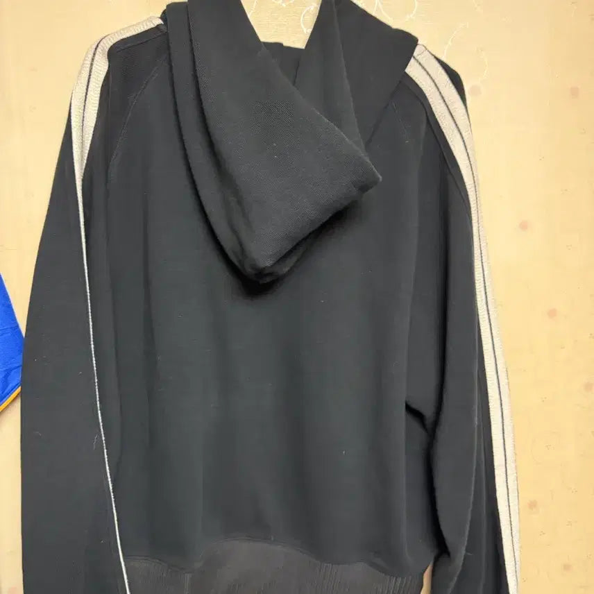 [SOLD OUT] 세터 후드 집업 블랙 XL