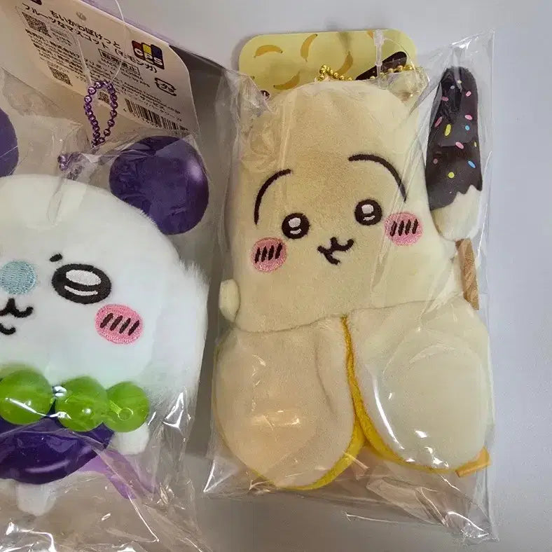 [SOLD OUT] 현물)치이카와 포켓 우사기/모몽가 마코+랏코뱃지 일괄
