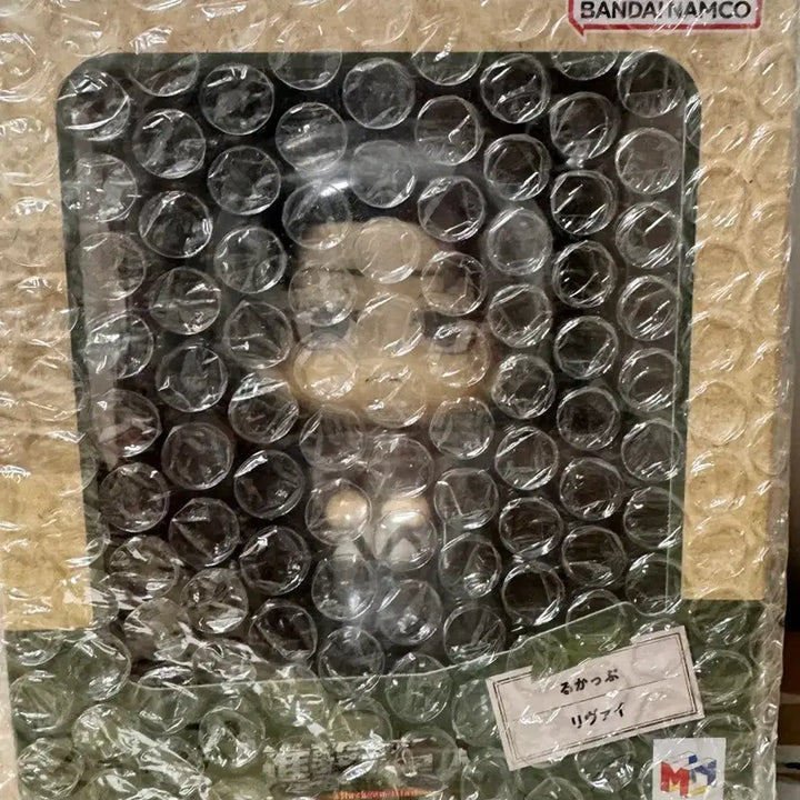 [SOLD OUT] (택포)리바이 룩업 피규어