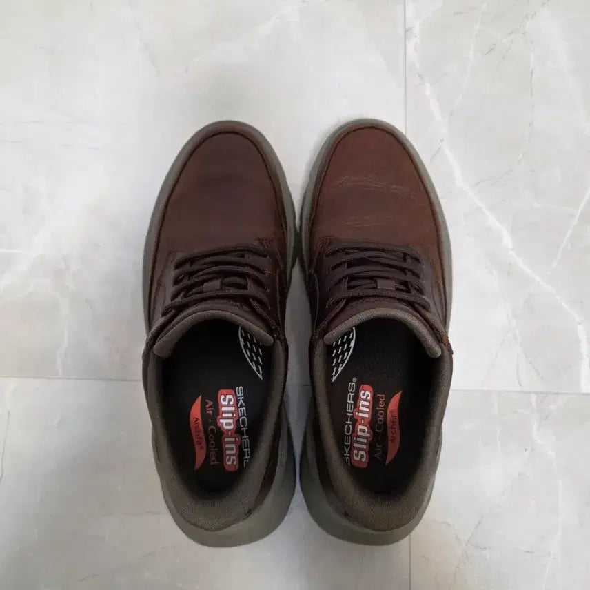 [SOLD OUT] 스케쳐스 가르자 슬립인스 (270mm)