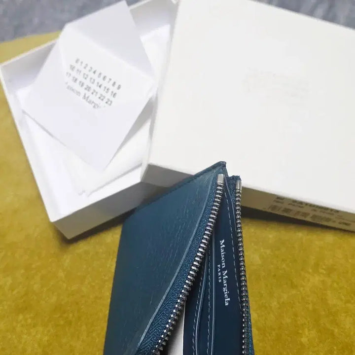 [SOLD OUT] 정품 메종마르지엘라 스티치 레더지갑(새상품/무료배송)