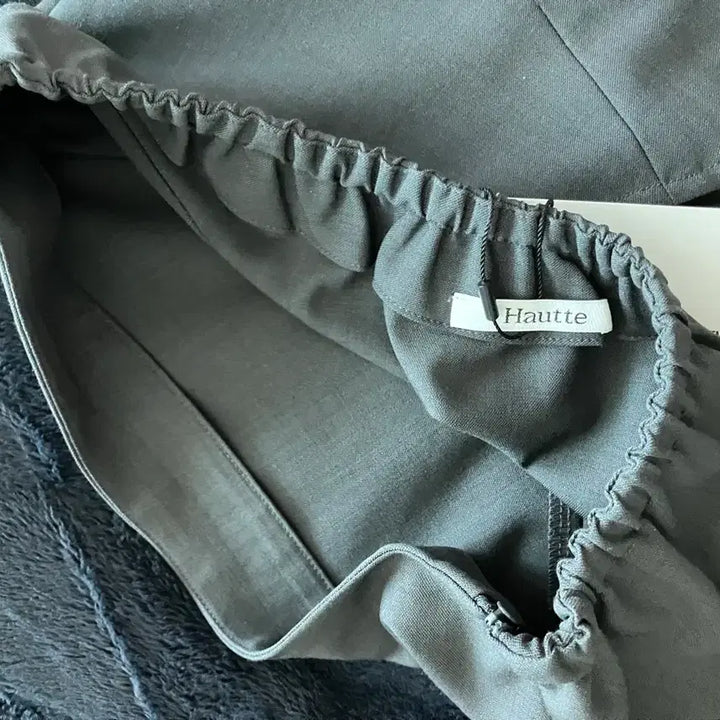 [SOLD OUT] Hautte 롱치마 새상품 원가 8만원대