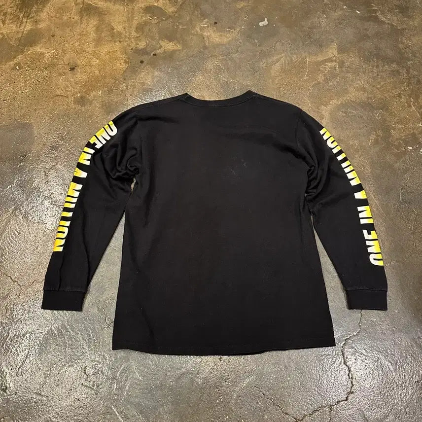 [BUNJANG] AALIYAH Printing Long Sleeve L/S M / AALIYAH 프린팅 롱슬리브 L/S M