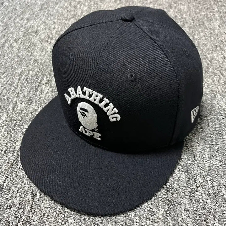 [SOLD OUT] 베이프 뉴에라 피디드 캡