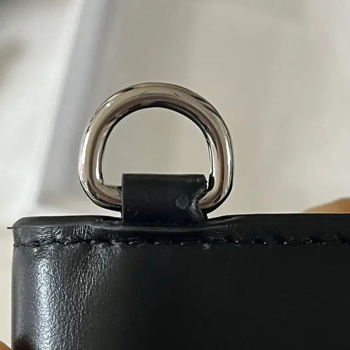 [BUNJANG] Supreme Leather Chain Wallet Black / 슈프림 레더 체인 지갑 블랙