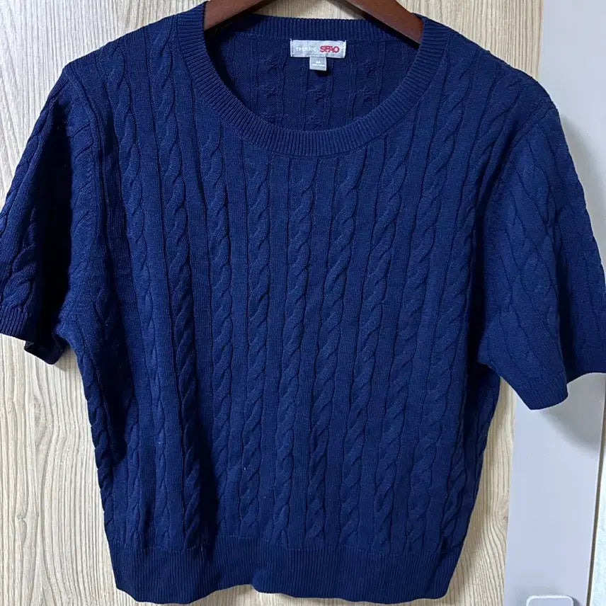 [SOLD OUT] 스파오 네이비 케이블 반팔 니트 M
