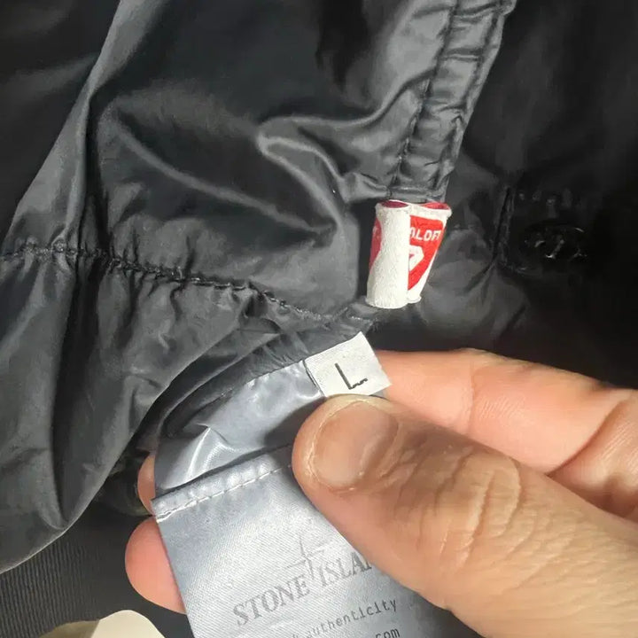 [BUNJANG] Stone Island Crinkle Reps Primaloft Bomber Jacket Black / L/스톤아일랜드 40923 크링클랩스 프리마로프트 봄버 자켓 블랙