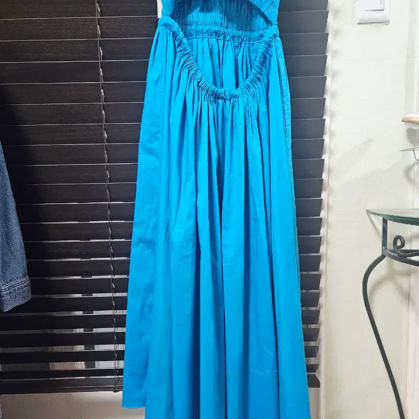 [BUNJANG] Mojo S.phine Blue Cutout Long Dress / 모조에스핀 청량한 블루 컷아웃 롱 원피스