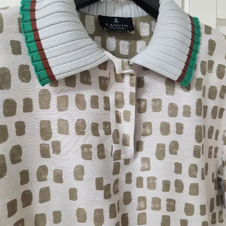 [SOLD OUT] 거의새거) 랑방 패턴 반팔 카라티