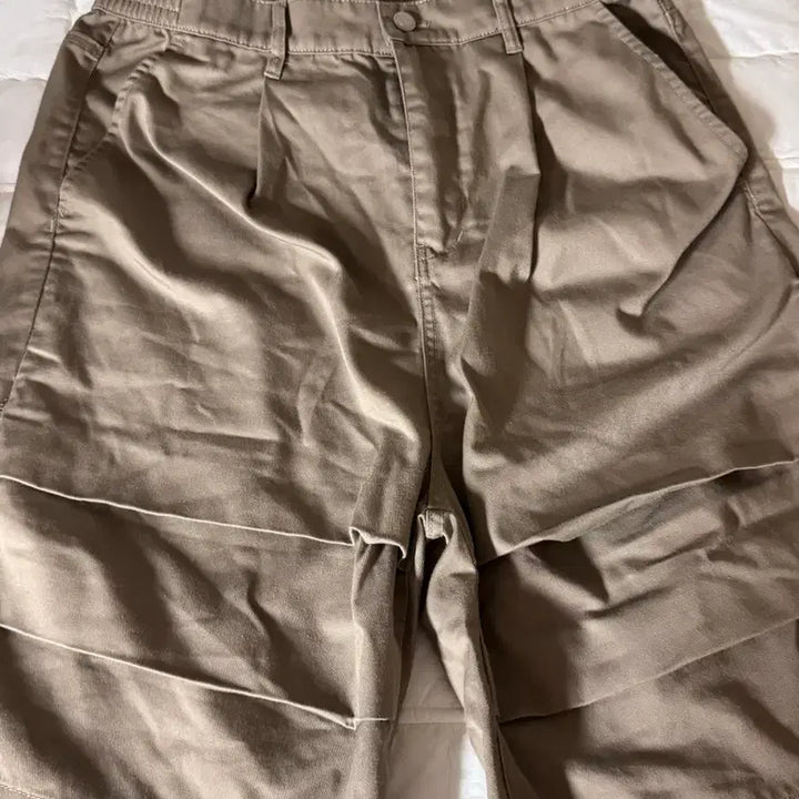 [BUNJANG] 엑스톤즈 파라슈트 버뮤다 코튼 팬츠 (BEIGE) / 엑스톤즈 파라슈트 버뮤다 코튼 팬츠 (BEIGE)
