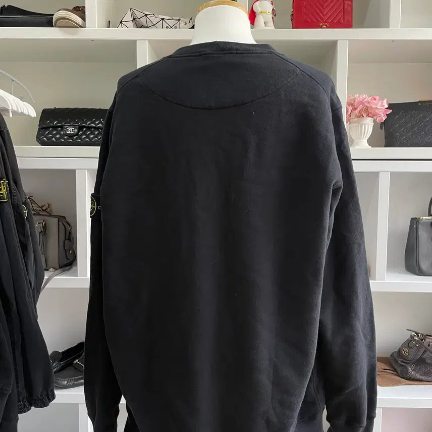 [BUNJANG] [새상품급, 3xl] 스톤아일랜드 블랙 맨투맨 스웻 / [새상품급, 3xl] 스톤아일랜드 블랙 맨투맨 스웻