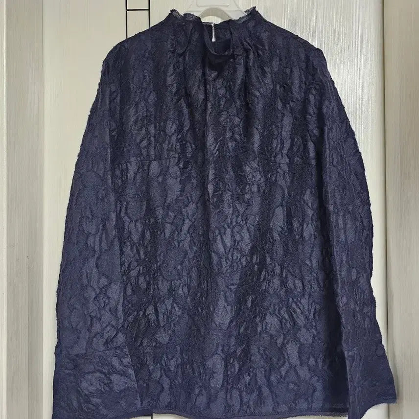 [BUNJANG] Mine Navy Blouse / 마인 네이비 블라우스