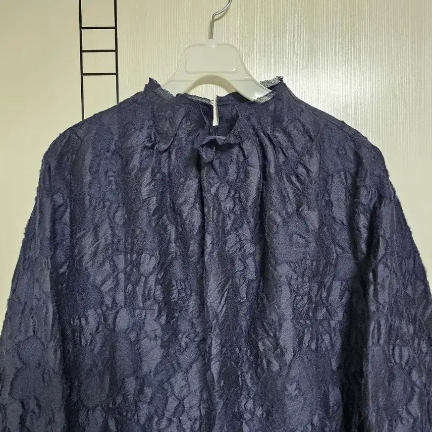 [BUNJANG] Mine Navy Blouse / 마인 네이비 블라우스