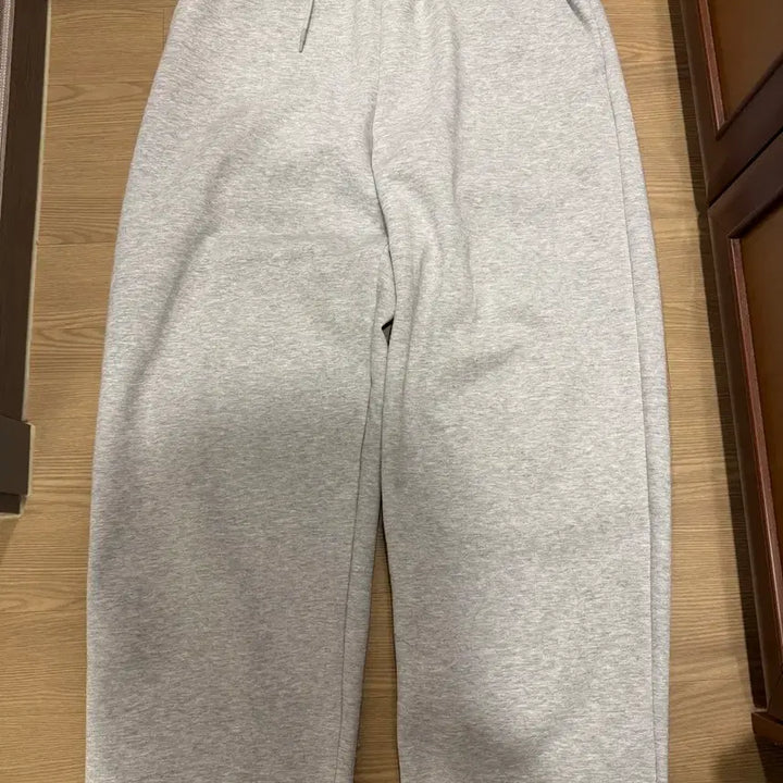 [SOLD OUT] 유니클로 C 라인 스웨트 팬츠 급처