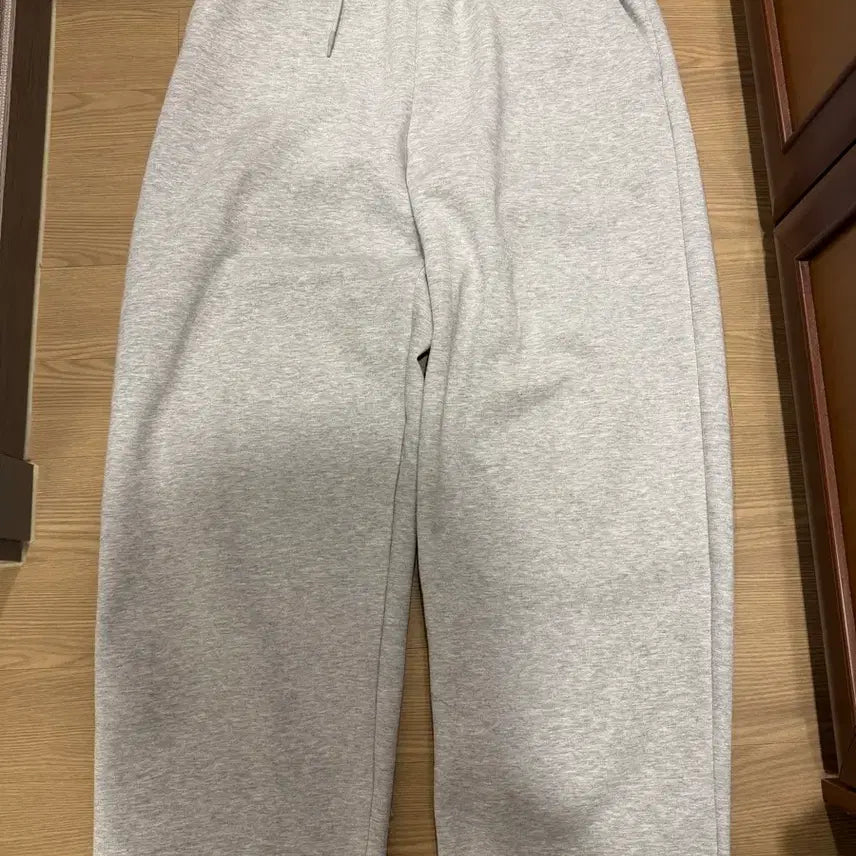 [SOLD OUT] 유니클로 C 라인 스웨트 팬츠 급처