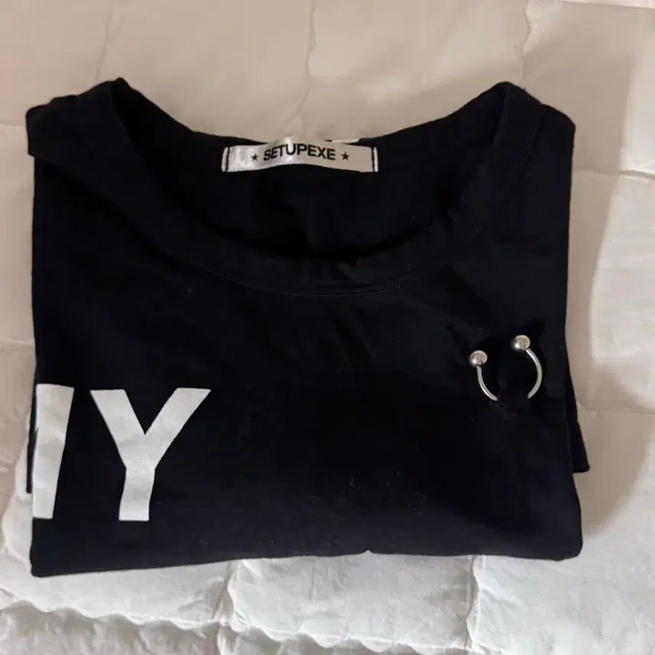 [BUNJANG] 셋업이엑스이 DREAM PIERCING TOP / BLACK / 셋업이엑스이 DREAM PIERCING TOP / BLACK