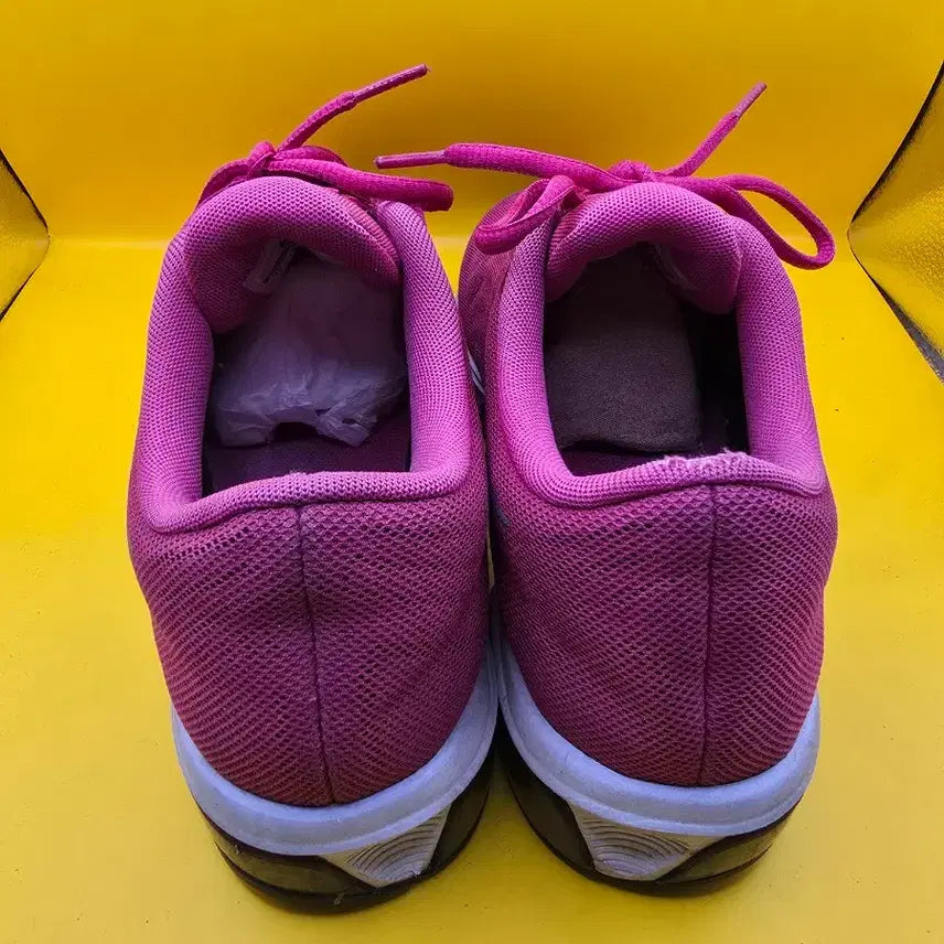[SOLD OUT] 나이키 테일윈드6 운동화250
