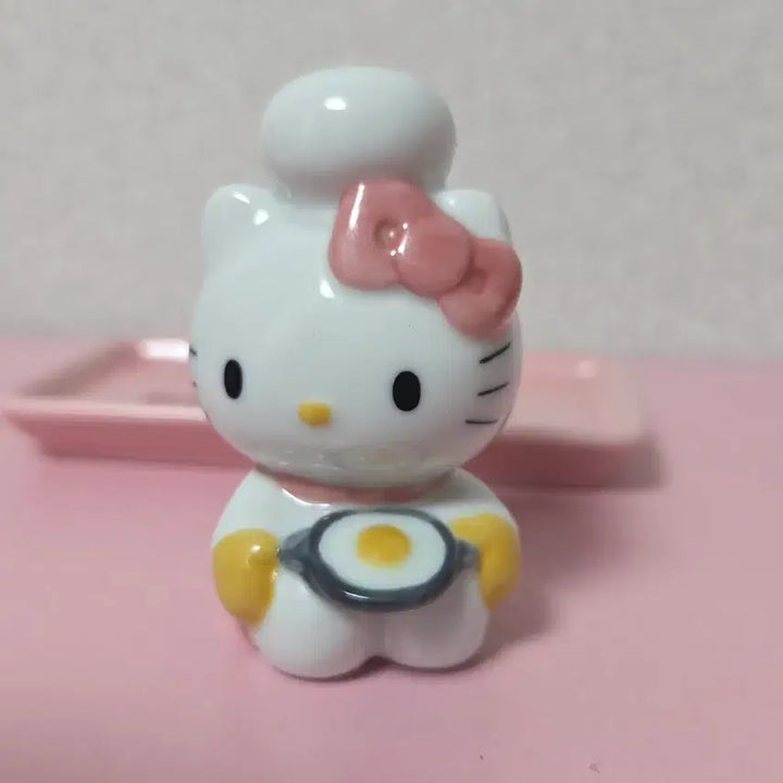[BUNJANG] Sanrio Hello Kitty Chef Salt and Pepper Shaker Ceramic Set / 산리오 고전 헬로키티 셰프 소금 후추통 도기 세트