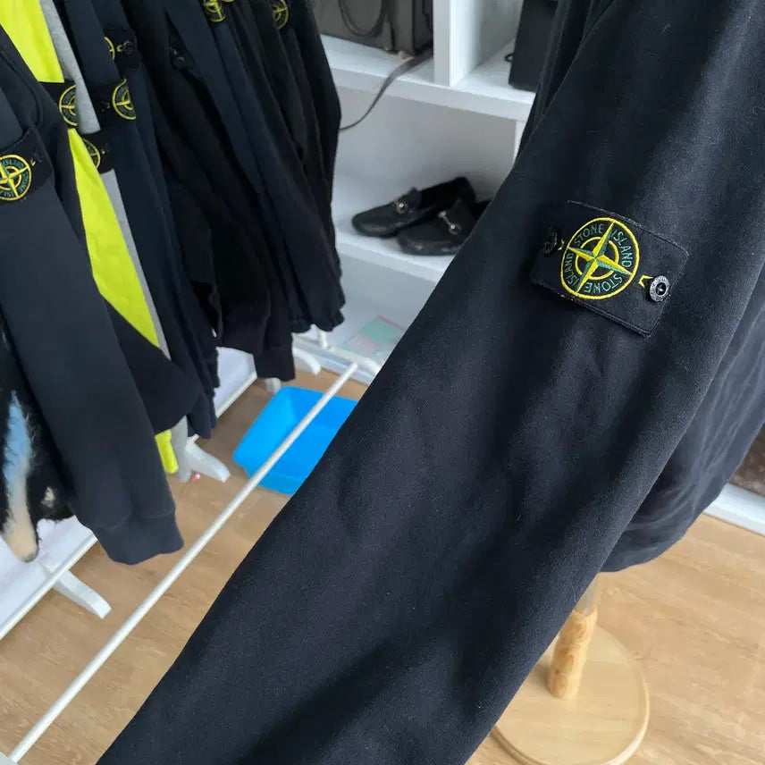 [BUNJANG] Stone Island Sweatshirt (Black) [3XL] / [새상품급, 3xl] 스톤아일랜드 블랙 맨투맨 스웻