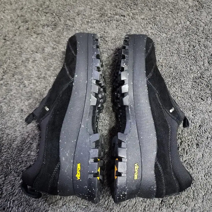 [BUNJANG] Undyed Room Atacama 801 Sneakers / 언다이드룸 아타카마801   280사이즈