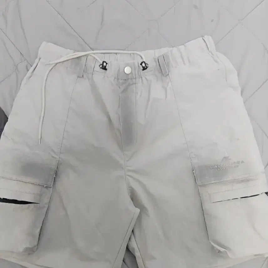 [SOLD OUT] 발렌시아가 카고 반바지 2XL