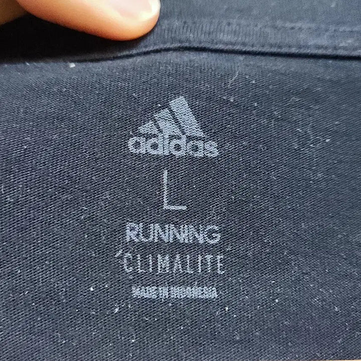 [BUNJANG] [ADIDAS] 남성 아디다스 런닝 스포츠 반팔티  L / [ADIDAS] 남성 아디다스 런닝 스포츠 반팔티  L