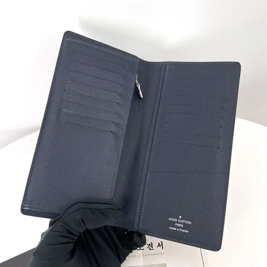 [BUNJANG] [감정완료] 루이비통 LV 로고 타이가 브라짜 장지갑 / [감정완료] 루이비통 LV 로고 타이가 브라짜 장지갑